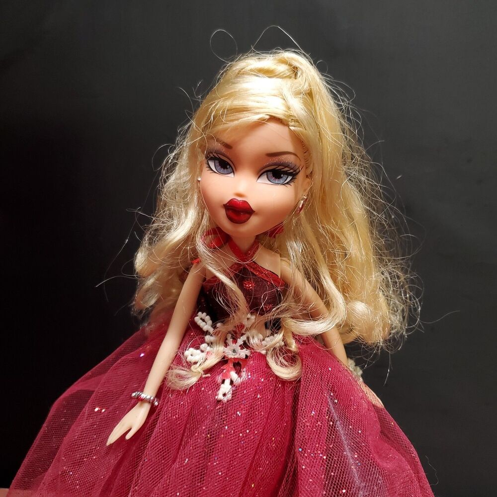 Bratz Winter Ball Beauty Chloe Doll 2004